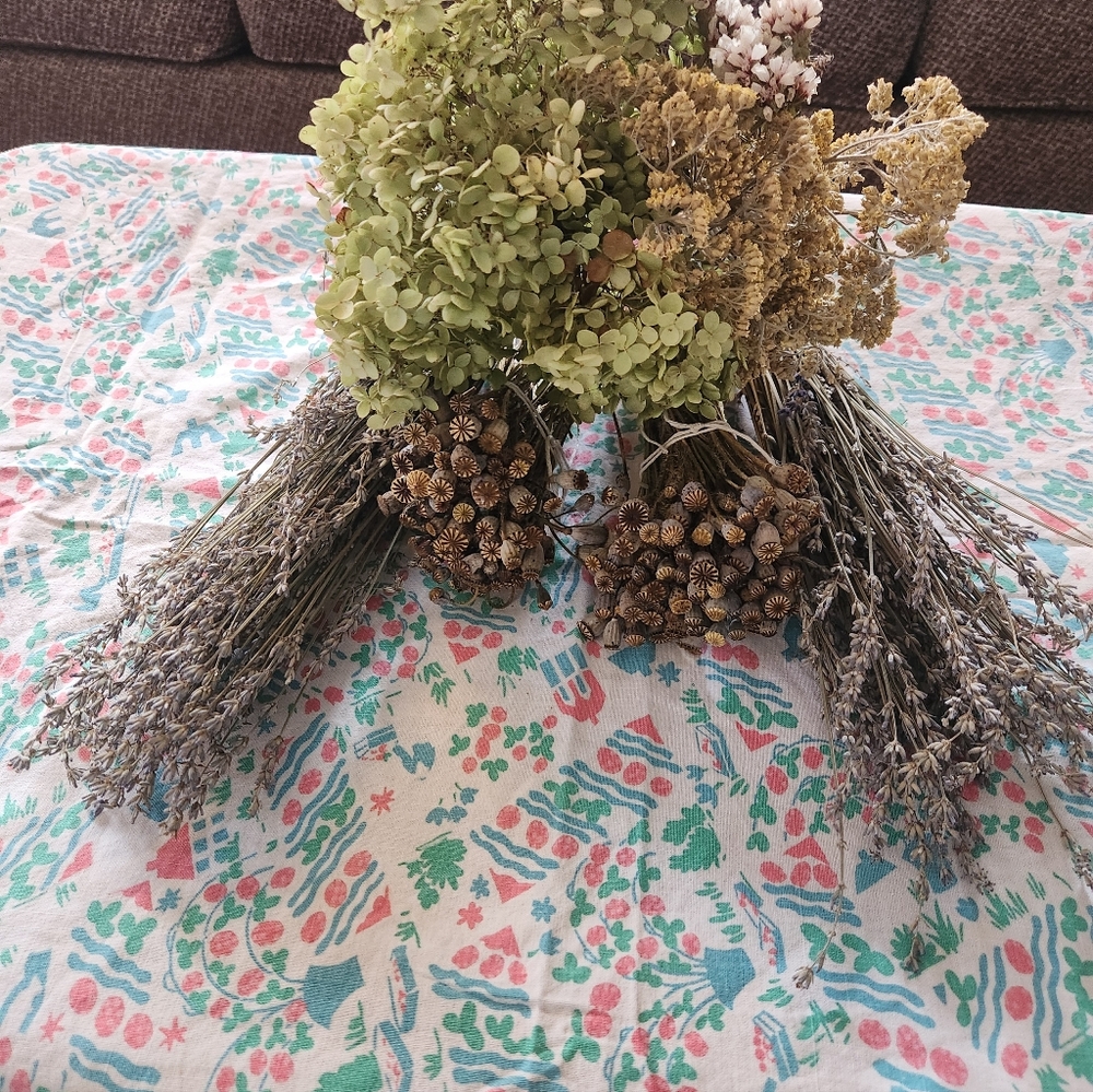 Real fragile Dried Flowers 5 Small Bouquets
